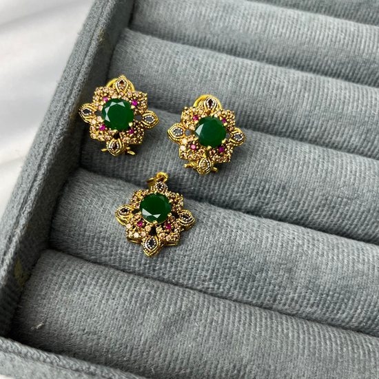 Jade Blossom Pendant Set