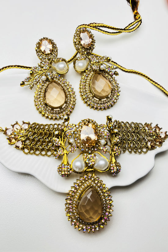 Noore Luxe Choker Set