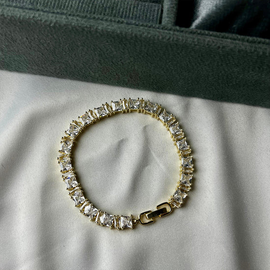 Luxe-Link Bracelet