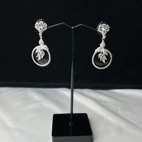 Obsidian Bloom Necklace Set