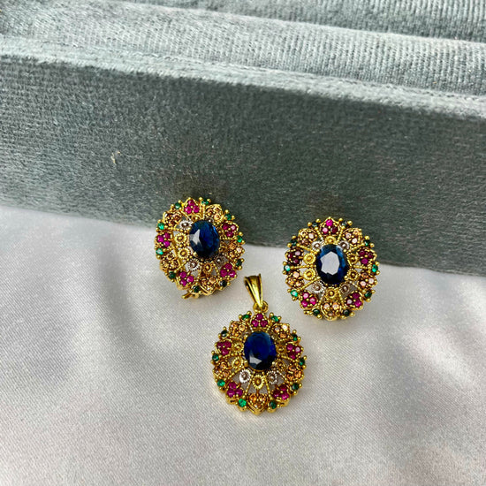 Sapphire Grace Pendant Set
