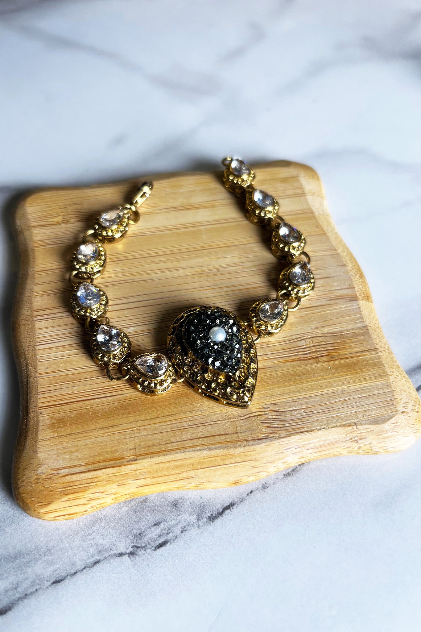 Qeemti Lari Bracelet