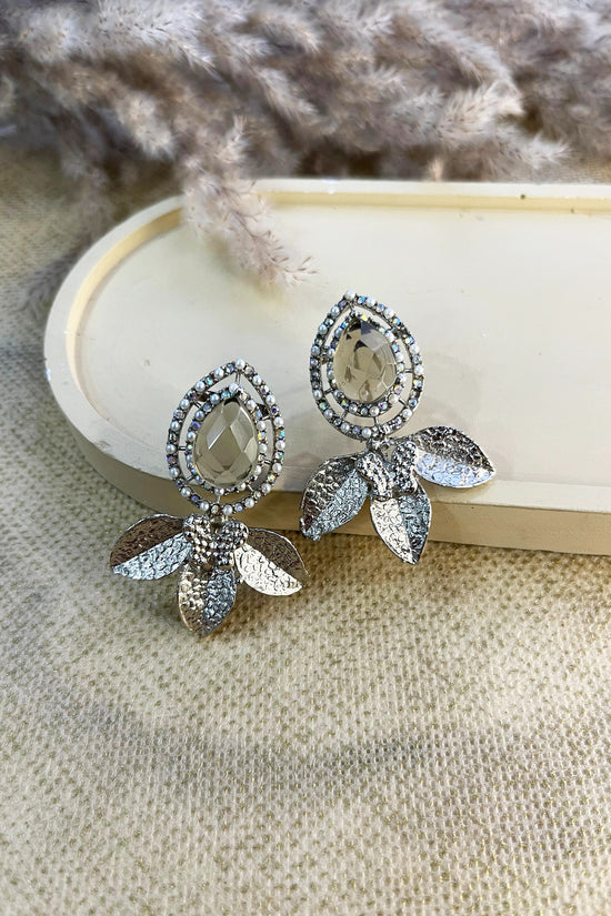 Dew Drop Earrings (Silver)