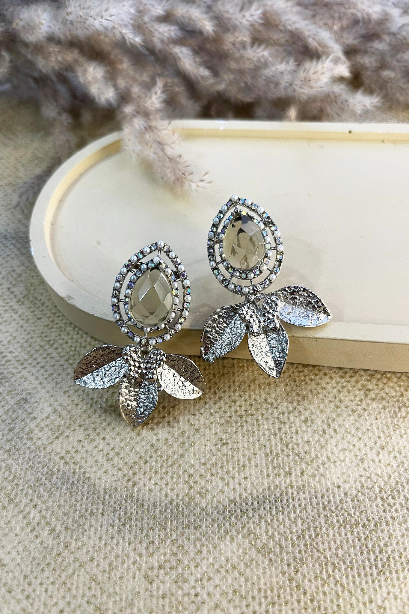 Dew Drop Earrings (Silver)