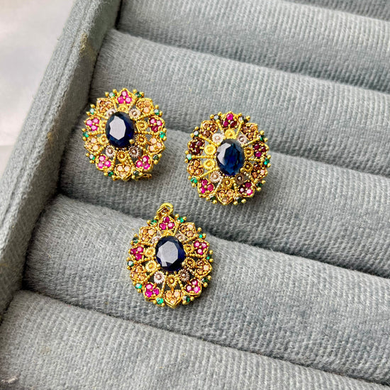 Sapphire Grace Pendant Set