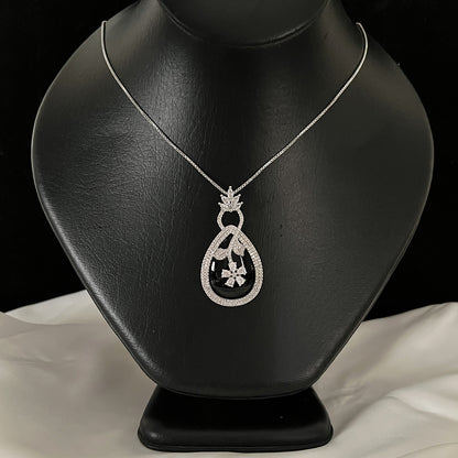 Flora Teardrop Necklace Set