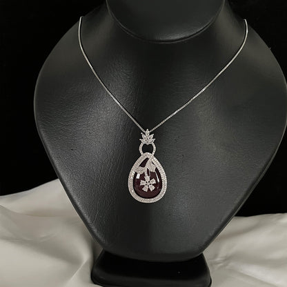 Flora Teardrop Necklace Set