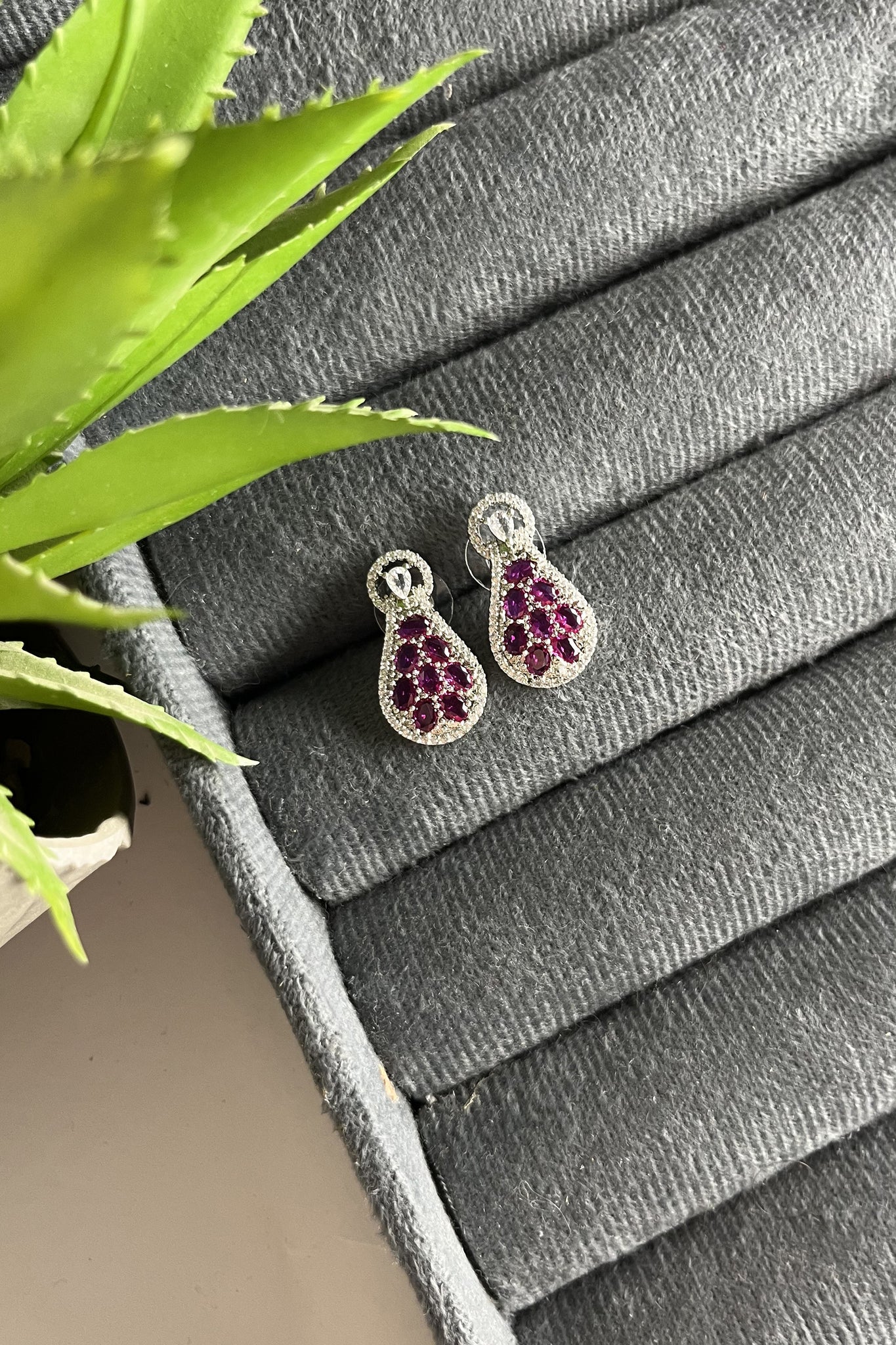 Dazzle Drop Studs