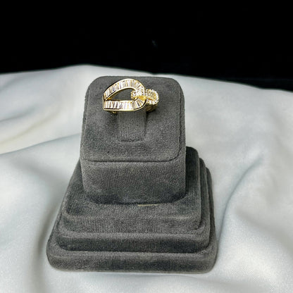 Elia Ring