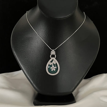 Flora Teardrop Necklace Set