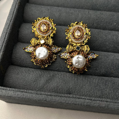 Gulzaar Earrings