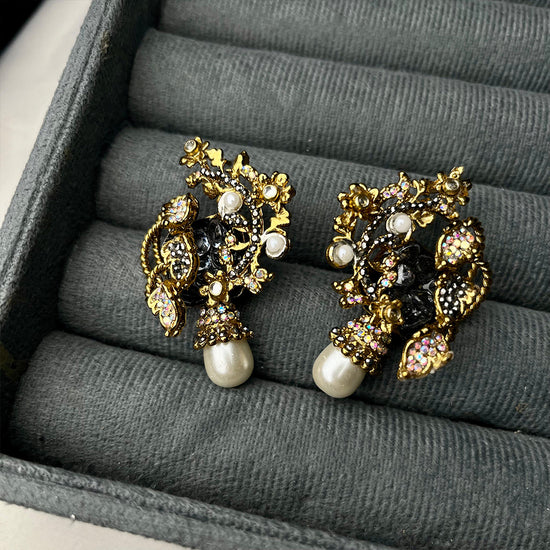 Mah e Noor Earrings