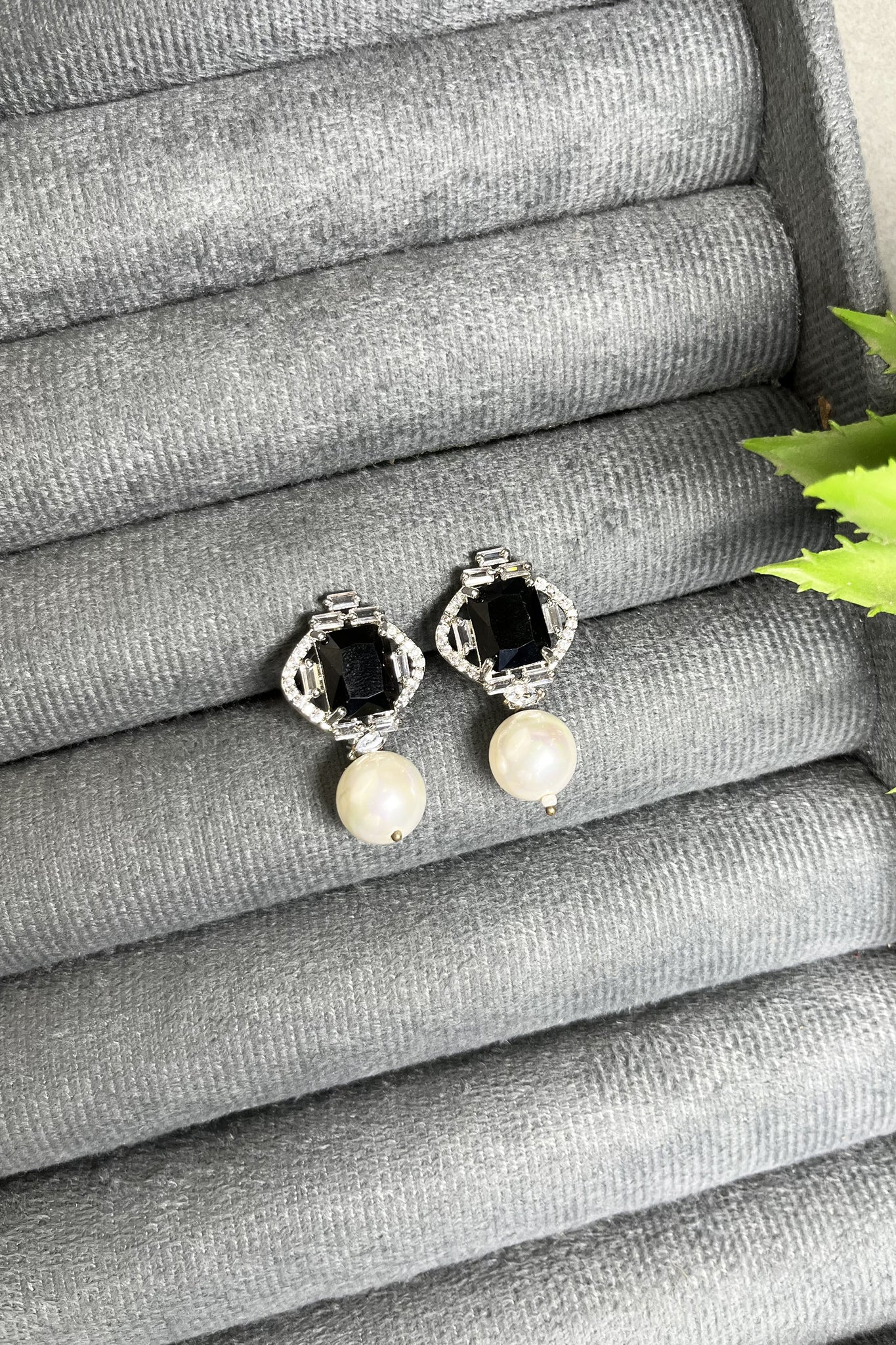 Pearl Power Studs