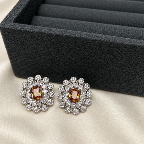 Cluster Bloom Studs