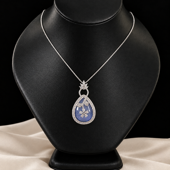 Flora Teardrop Necklace Set
