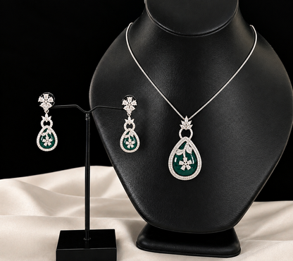 Flora Teardrop Necklace Set
