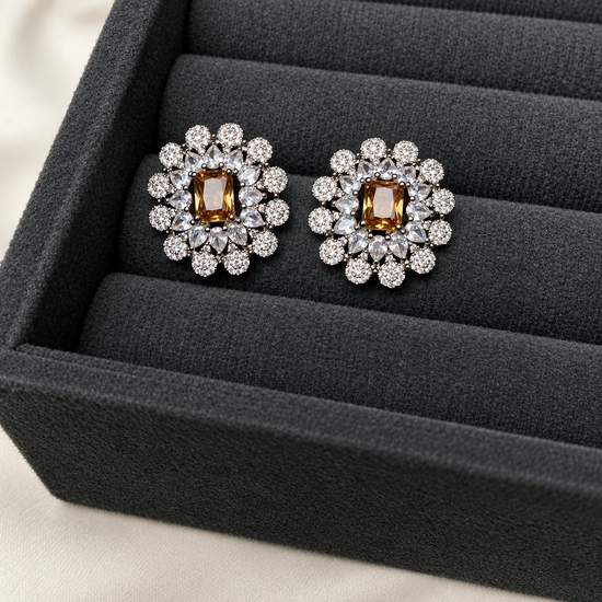 Cluster Bloom Studs